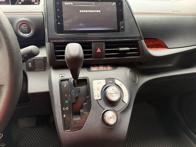 TOYOTA豐田 SIENTA  第8張相片