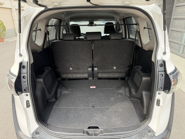 TOYOTA豐田 SIENTA  第17張相片