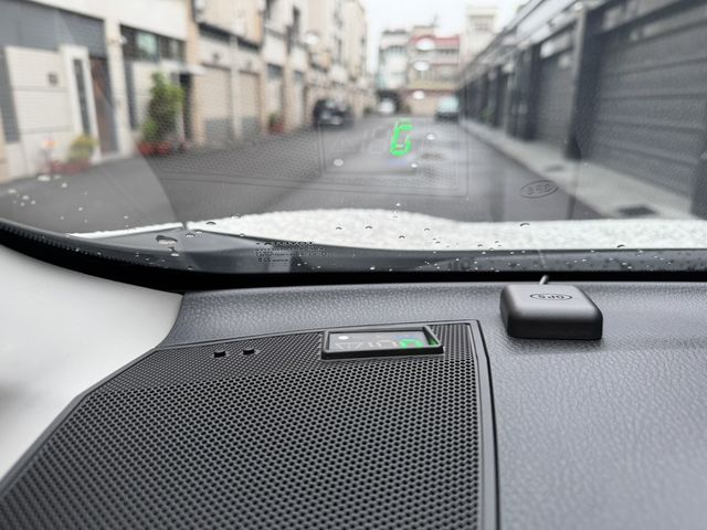 TOYOTA豐田 RAV4  第8張相片