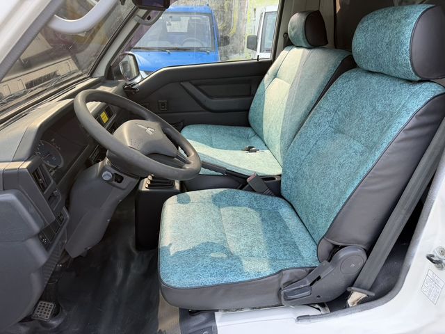 MITSUBISHI三菱 DELICA  第5張相片