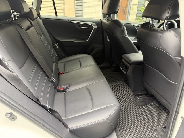 TOYOTA豐田 RAV4  第13張相片