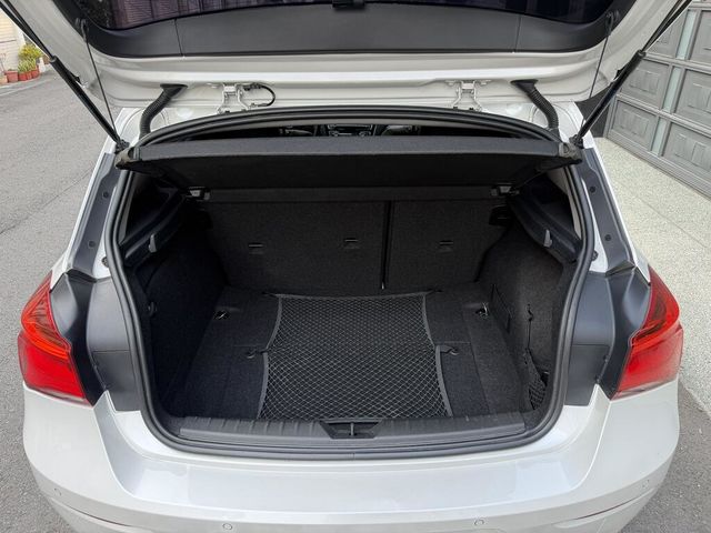 BMW寶馬 118  第15張相片