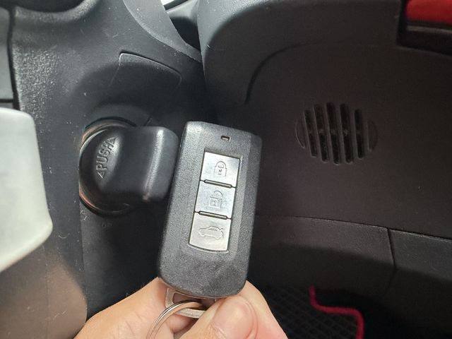 MITSUBISHI三菱 LANCER FORTIS  第8張相片