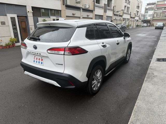 TOYOTA豐田 COROLLA CROSS HYBRID  第17張相片