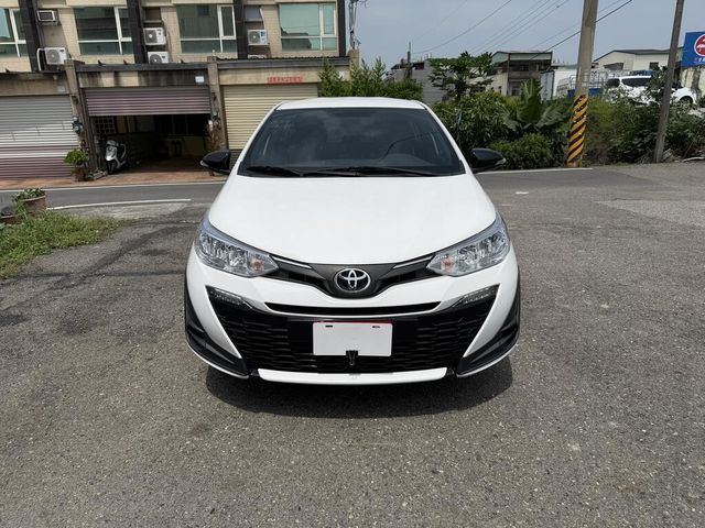 TOYOTA豐田 YARIS  第2張相片
