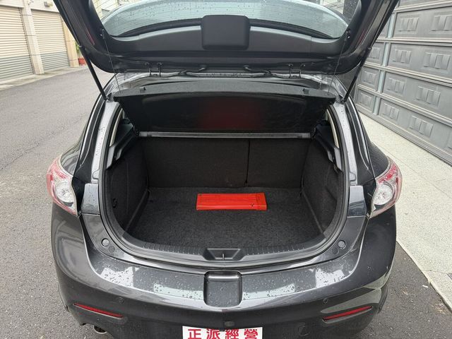 MAZDA馬自達 MAZDA 3  第16張相片