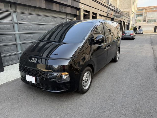 HYUNDAI現代 STARIA  第1張相片