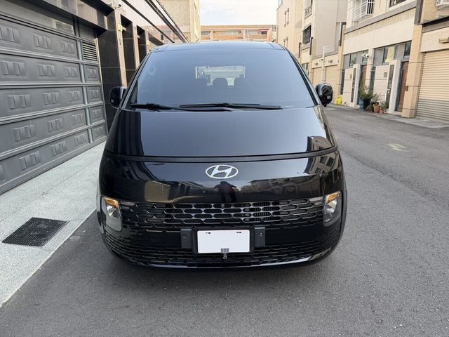 HYUNDAI現代 STARIA  第2張相片