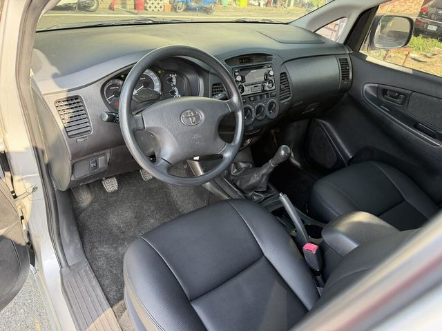 TOYOTA豐田 INNOVA  第4張相片