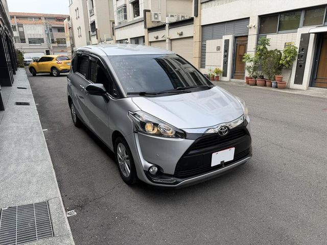 TOYOTA豐田 SIENTA  第3張相片