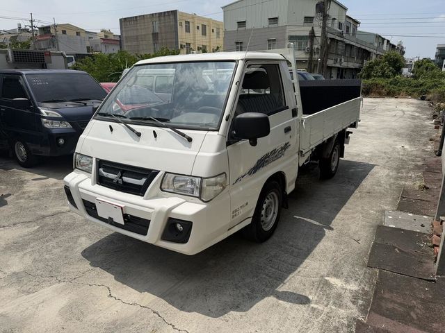 MITSUBISHI三菱 DELICA  第1張相片