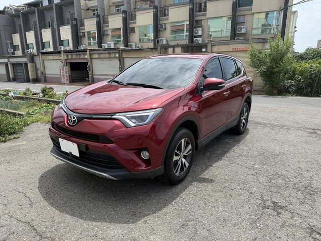 TOYOTA豐田 RAV4  第1張相片
