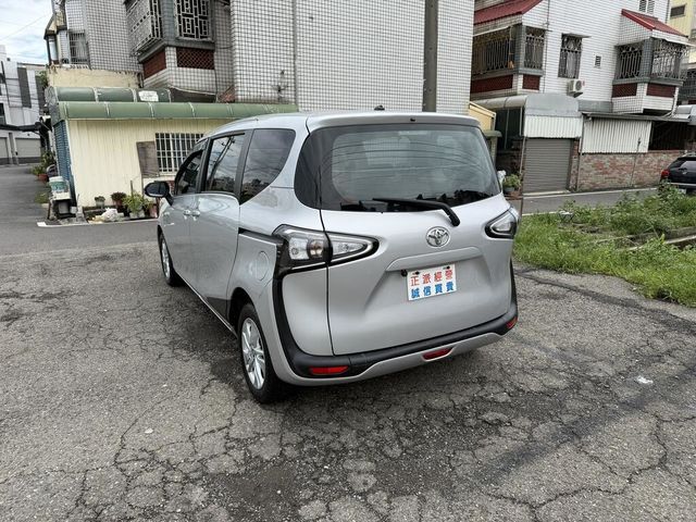 TOYOTA豐田 ALTIS  第15張相片