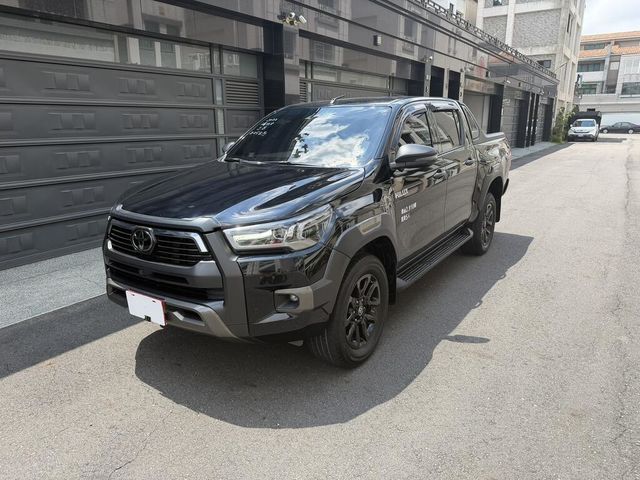 TOYOTA豐田 HILUX  第1張相片