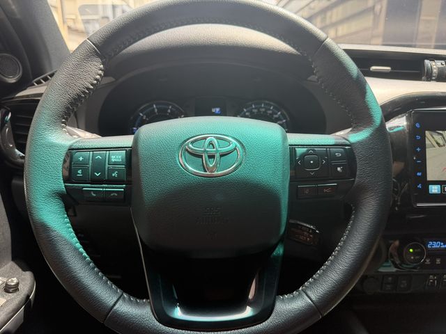 TOYOTA豐田 HILUX  第4張相片