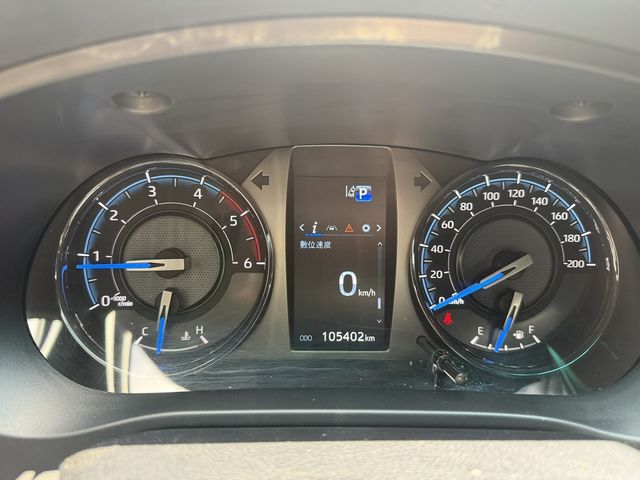 TOYOTA豐田 HILUX  第5張相片