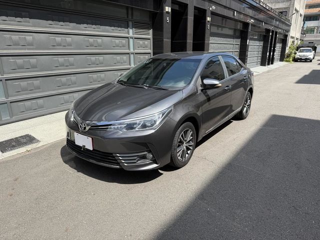 TOYOTA豐田 ALTIS  第1張相片