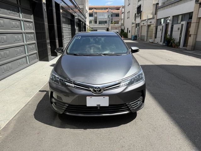 TOYOTA豐田 ALTIS  第2張相片