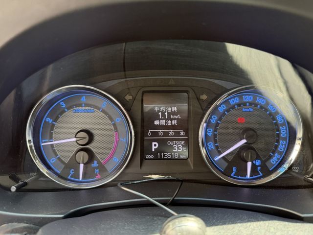 TOYOTA豐田 ALTIS  第5張相片
