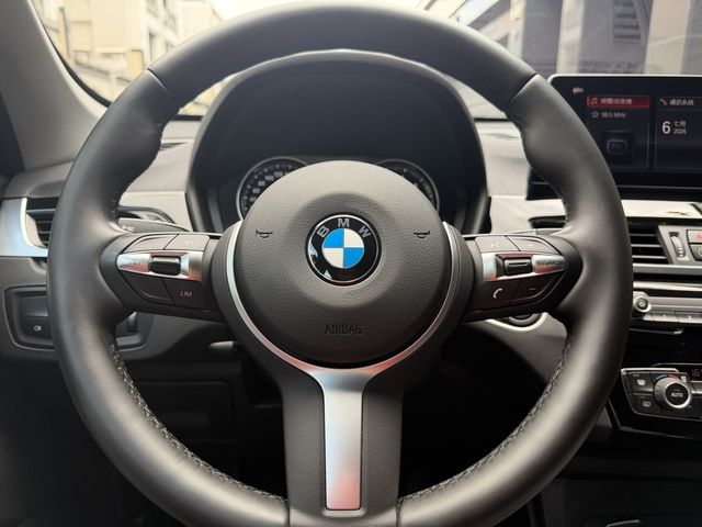 BMW寶馬 X1  第4張相片