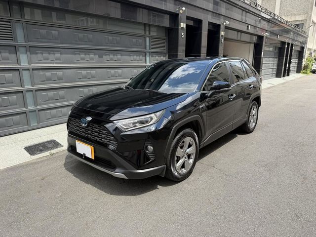 TOYOTA豐田 RAV4  第1張相片