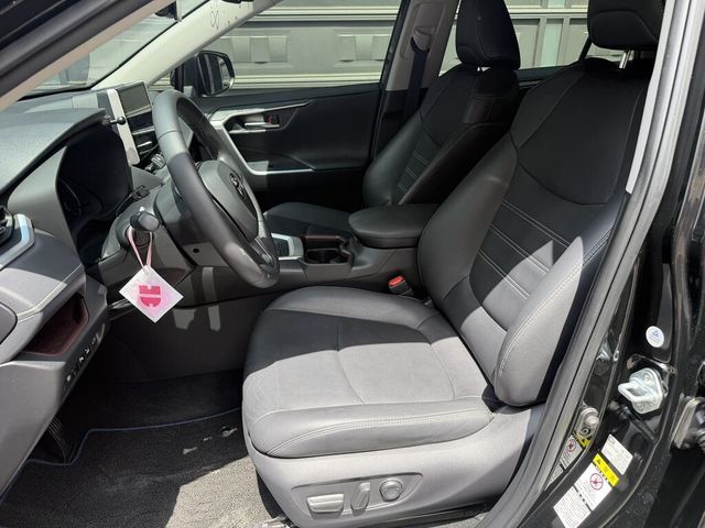 TOYOTA豐田 RAV4  第11張相片