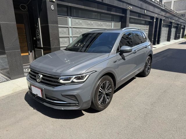 VOLKSWAGEN福斯 TIGUAN  第1張相片