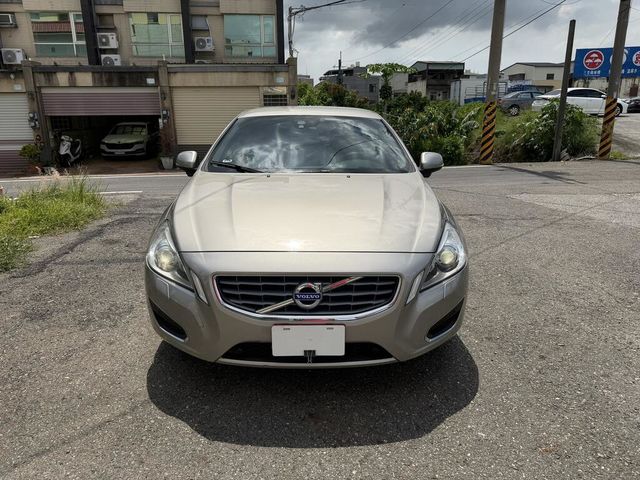 VOLVO富豪 S60  第2張相片