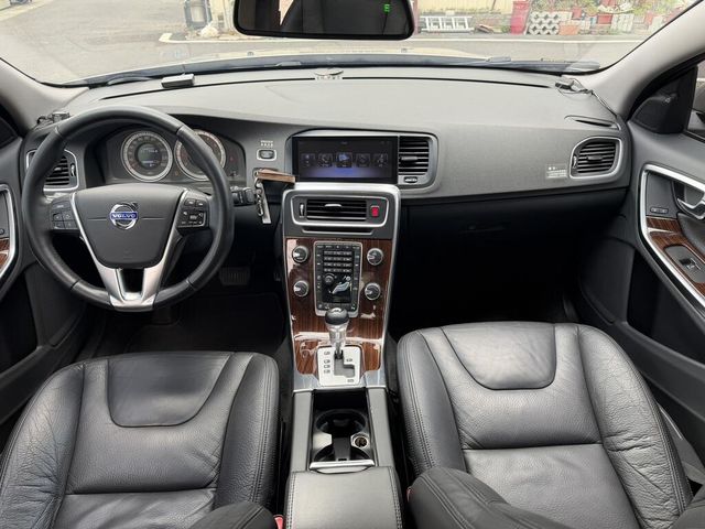 VOLVO富豪 S60  第15張相片
