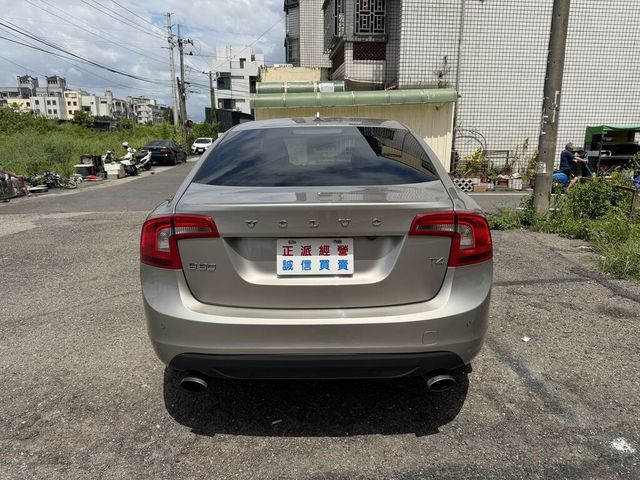 VOLVO富豪 S60  第18張相片