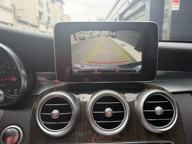 M-BENZ賓士 C300  第10張相片