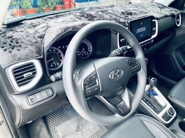 HYUNDAI現代 VENUE  第2張相片