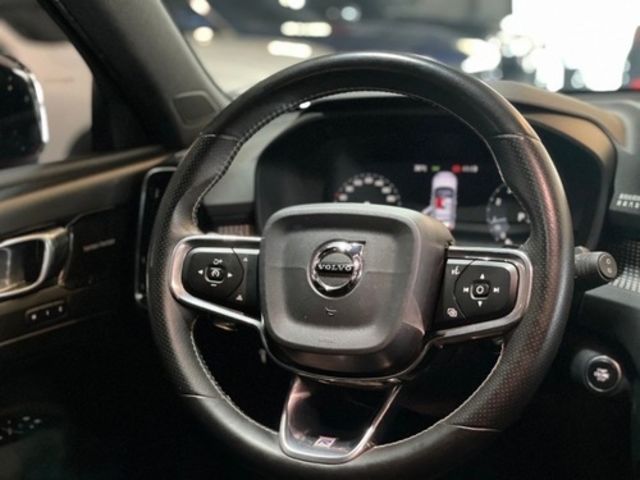 VOLVO富豪 XC40  第7張相片