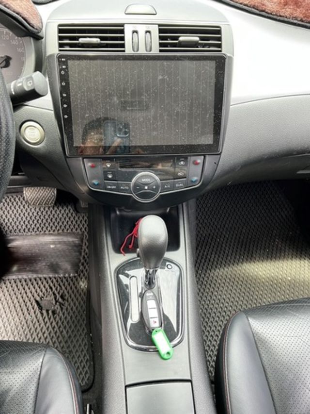 NISSAN日產 TIIDA  第6張相片