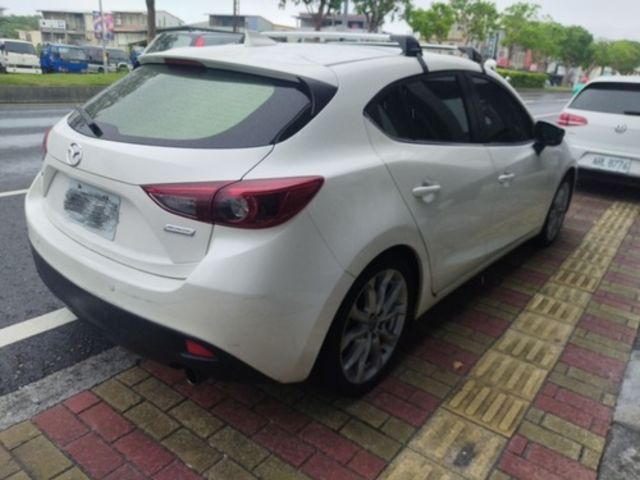 MAZDA馬自達 MAZDA 3  第2張相片