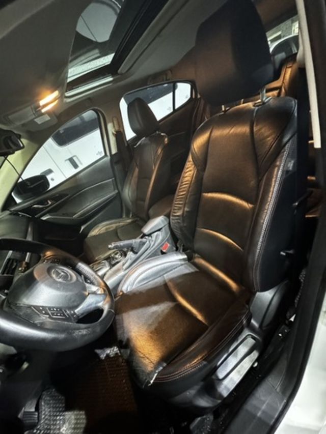 MAZDA馬自達 MAZDA 3  第5張相片
