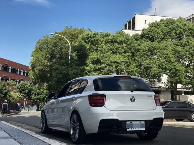 BMW寶馬 125I  第3張相片