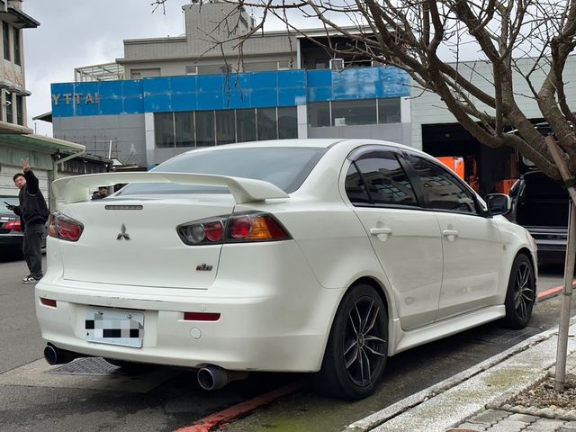 MITSUBISHI三菱 LANCER FORTIS  第7張相片