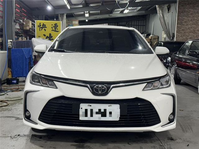 TOYOTA豐田 ALTIS  第2張相片