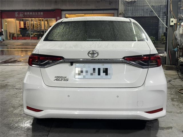 TOYOTA豐田 ALTIS  第3張相片