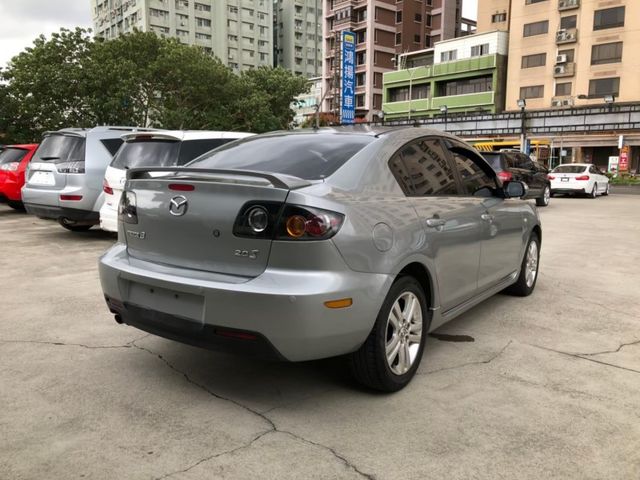 Mazda Mazda3  第4張相片