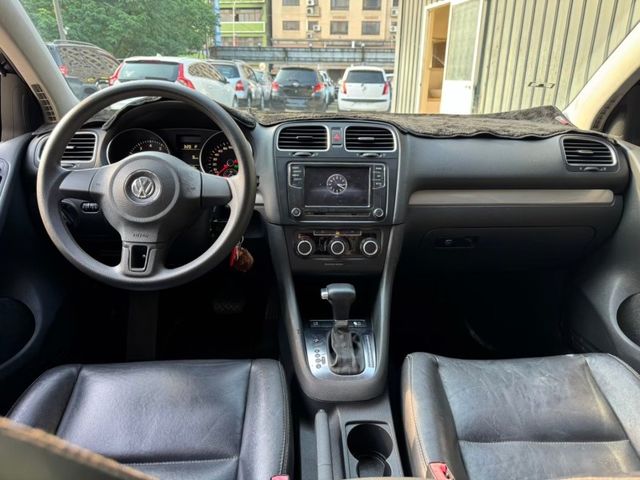 Volkswagen 福斯 Golf  第6張相片