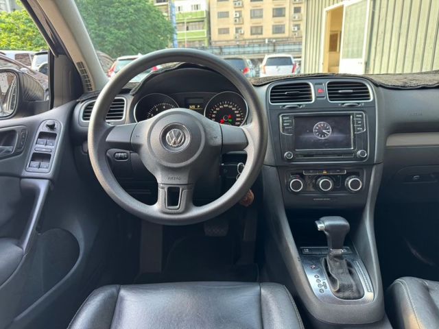 Volkswagen 福斯 Golf  第8張相片