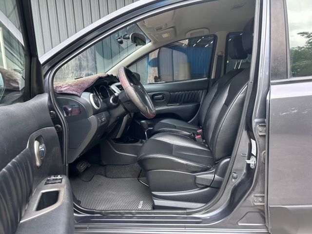 Nissan Livina  第6張相片