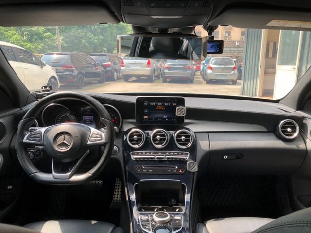 Mercedes-Benz/賓士 C250  第7張相片