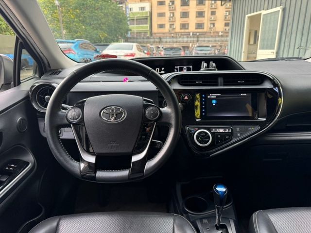 Toyota Prius  第1張相片