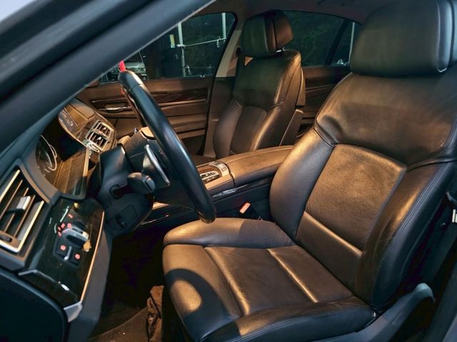 BMW/ 寶馬 730i  第1張相片