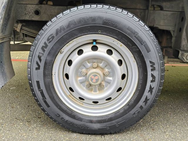 Mitsubishi Delica  第9張相片