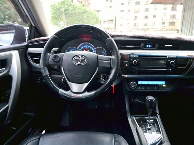 Toyota ALTIS  第5張相片