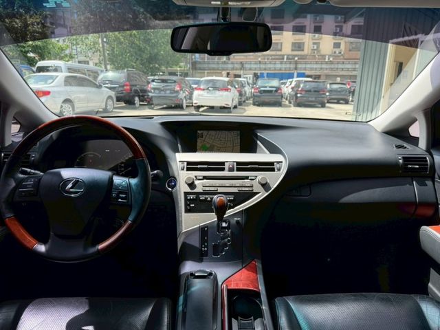 Lexus RX  第5張相片